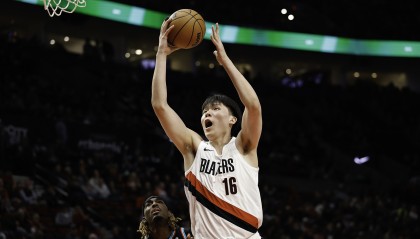 开云体育下载-河村：杨瀚森未来很光明 希望他得到更多出场时间 我为他感到骄傲